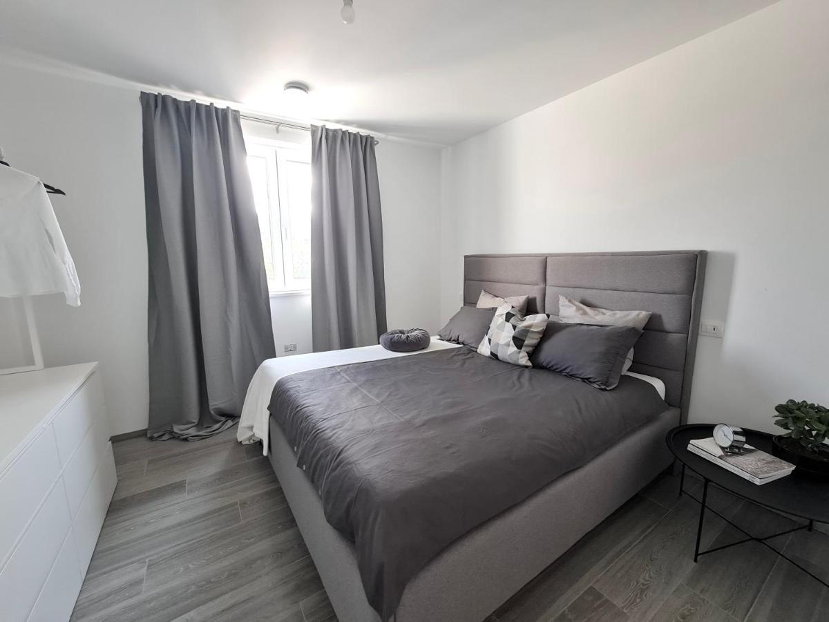קופר Villa Capris Apartments מראה חיצוני תמונה