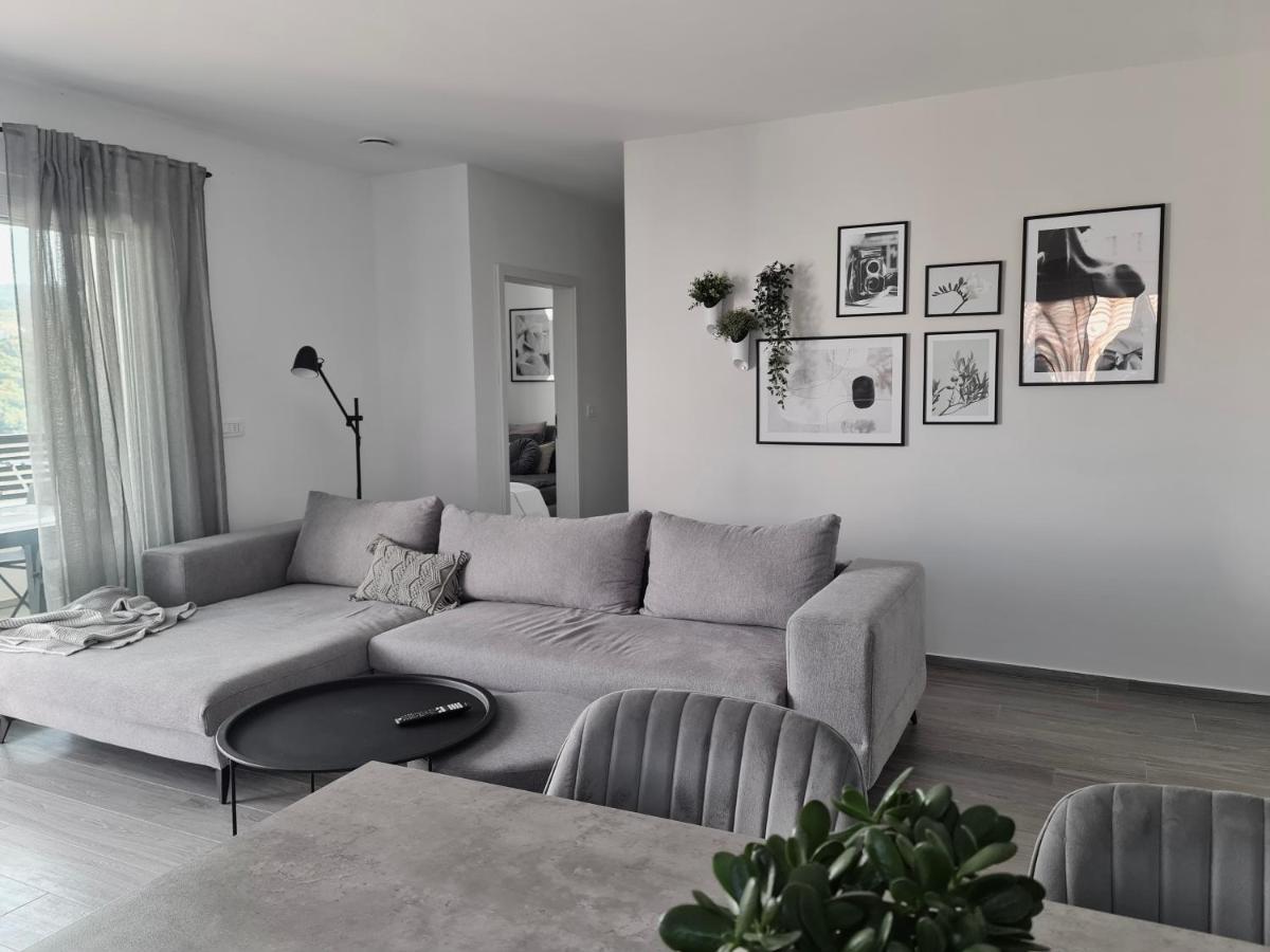 קופר Villa Capris Apartments מראה חיצוני תמונה
