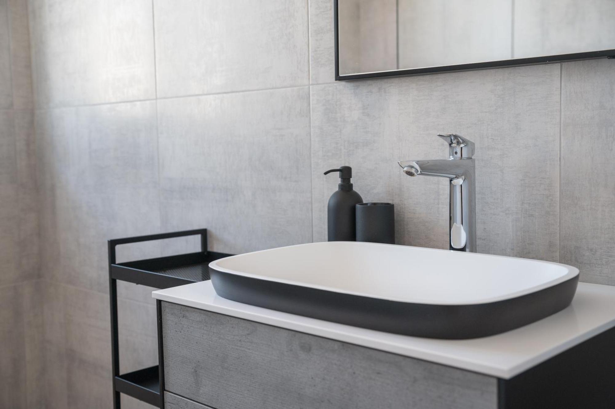 קופר Villa Capris Apartments מראה חיצוני תמונה